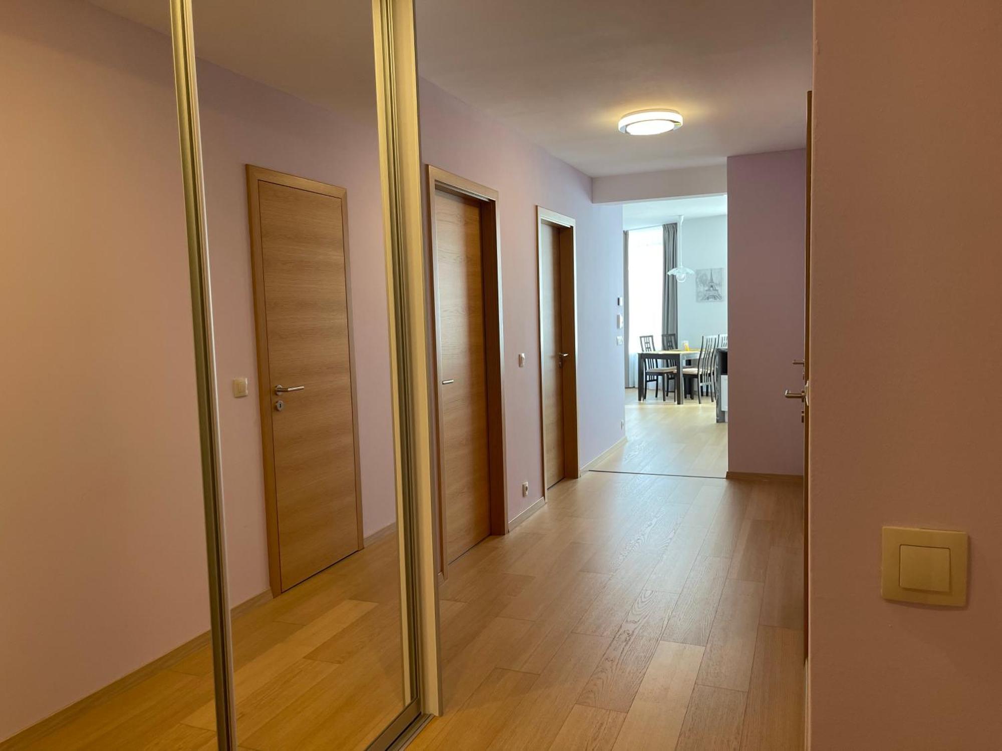 Sag Panorama City Apartment 3 Rooms Free Parking Free Wifi Bratislava Exterior photo